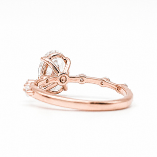 Oval Brilliant Pavé Ring– Lab-Grown Diamond – 14K/18K Rose Gold – 6 Side Stones