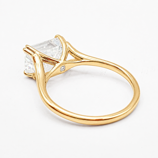 Emerald Cut Split Solitaire Ring – Lab-Grown Diamond – 14K/18K Yellow Gold