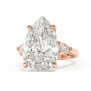 Pear Shape 3 Stone Ring – Lab Grown Diamond – 14K/18K Rose Gold – 2 Side Stones