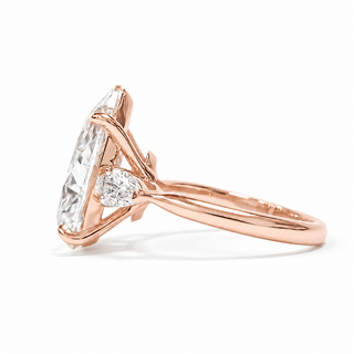 Pear Shape 3 Stone Ring – Lab Grown Diamond – 14K/18K Rose Gold – 2 Side Stones