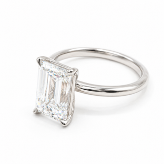 Emerald Cut Solitaire Ring – Lab-Grown Diamond – 14K/18K Gold