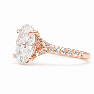 Oval Brilliant Split Pavé Ring – Lab Grown Diamond – 14K/18K Rose Gold – 24 Side Stones