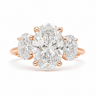 Oval Brilliant 3 Stone Ring – Lab Grown Diamond – 14K/18K Rose Gold – 2 Side Stones