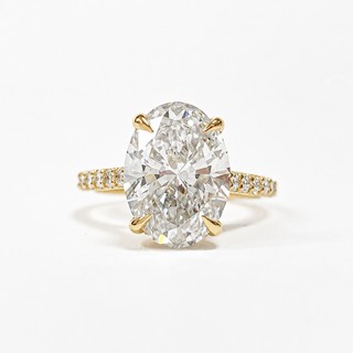Oval Brilliant Pavé Ring with Hidden Halo – Lab Grown Diamond – 14K/18K Yellow Gold – 44 Side Stones