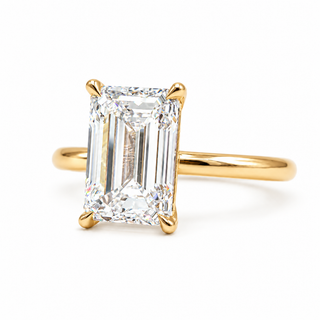 Emerald Cut Solitaire Ring – Lab-Grown Diamond – 14K/18K Gold