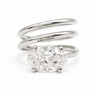 Oval Brilliant Spiral Solitaire Ring – Lab Grown Diamond – 14K/18K Gold