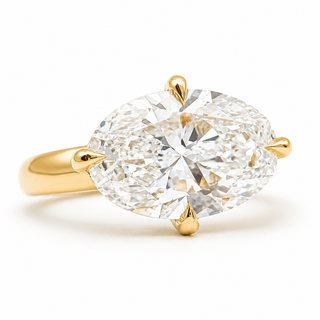 Oval Brilliant Solitaire Ring – Lab Grown Diamond – 14K/18K Yellow Gold