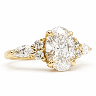 Oval Brilliant with Marquise Band – Lab-Grown Diamond – 14K/18K Yellow Gold – 6 Side Stones