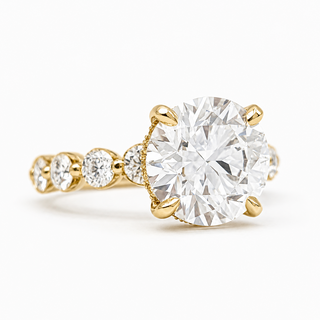 Round Brilliant Pavé Ring – Lab Grown Diamond – 14K/18K Yellow Gold – 30 Side Stones