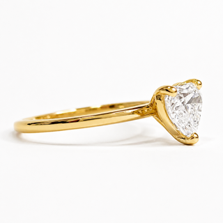 Heart Brilliant Solitaire Ring – Lab-Grown Diamond – 14K/18K Yellow Gold