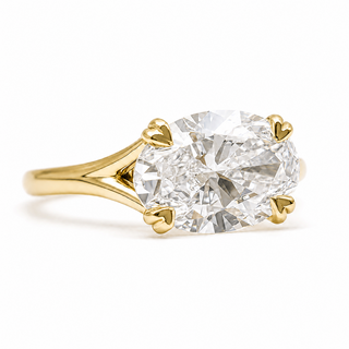 Oval Brilliant Solitaire Ring – Lab Grown Diamond – 14K/18K Yellow Gold