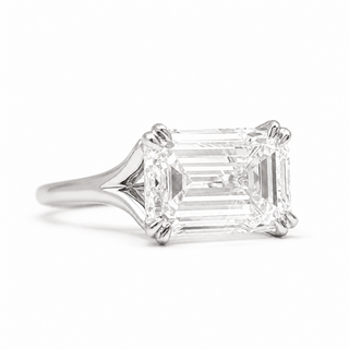 Emerald Cut Split Solitaire Ring – Lab-Grown Diamond – 14K/18K White Gold