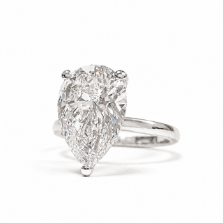 Pear Shape Solitaire Ring – Lab-Grown Diamond – 14K/18K White Gold