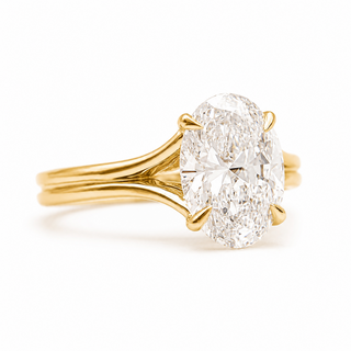 Oval Brilliant Split Band Solitaire Ring – Lab Grown Diamond – 14K/18K Yellow Gold