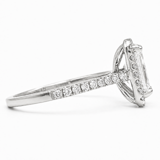 Emerald Cut with Pavé Band and Halo – Lab-Grown Diamond – 14K/18K White Gold – 40 Side Stones