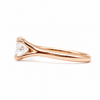 Oval Brilliant Solitaire Ring – Lab Grown Diamond – 14K/18K Rose Gold