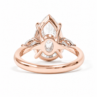 Pear Shape 3 Stone Ring – Lab Grown Diamond – 14K/18K Rose Gold – 2 Side Stones
