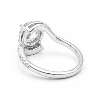 Round Brilliant Spiral Pavé Ring  – Lab Grown Diamond – 14K/18K Gold – 32 Side Stones