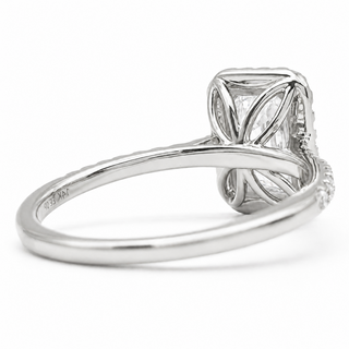 Emerald Cut with Pavé Band and Halo – Lab-Grown Diamond – 14K/18K White Gold – 40 Side Stones