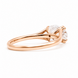Oval Brilliant Solitaire Ring – Lab Grown Diamond – 14K/18K Rose Gold