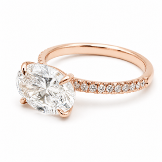 Oval Brilliant Pavé Ring – Lab Grown Diamond – 14K/18K Rose Gold – 20 Side Stones