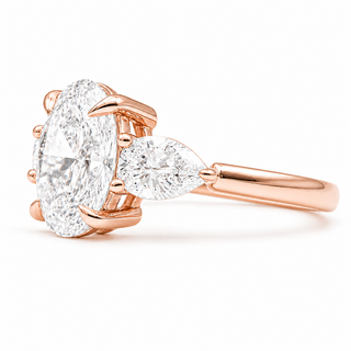 Oval Brilliant 3 Stone Ring – Lab Grown Diamond – 14K/18K Rose Gold – 2 Side Stones