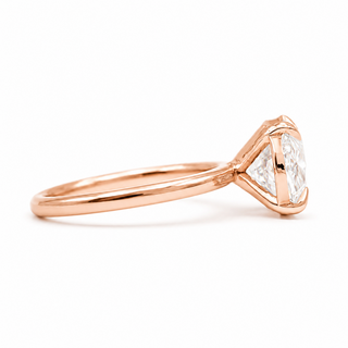 Oval Brilliant Solitaire Ring – Lab Grown Diamond – 14K/18K Rose Gold