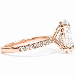 Oval Brilliant Pavé Ring – Lab Grown Diamond – 14K/18K Rose Gold – 18 Side Stones