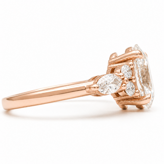 Oval Brilliant with Marquise Band – Lab-Grown Diamond – 14K/18K Rose Gold – 6 Side Stones
