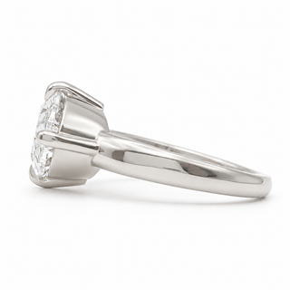 Oval Brilliant Solitaire Ring – Lab Grown Diamond – 14K/18K Gold
