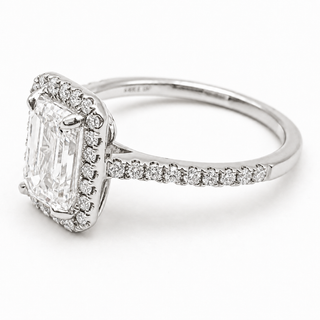 Emerald Cut with Pavé Band and Halo – Lab-Grown Diamond – 14K/18K White Gold – 40 Side Stones