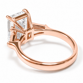 Emerald Cut with 2 Tapers Ring – Lab-Grown Diamond – 14K/18K Rose Gold – 2 Side Stones
