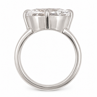 Oval Brilliant Solitaire Ring – Lab Grown Diamond – 14K/18K Gold