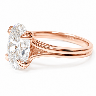 Oval Brilliant Split Band Solitaire Ring – Lab Grown Diamond – 14K/18K Rose Gold - 1 Side Stone Split Band