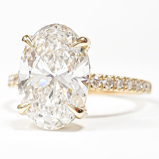 Oval Brilliant Pavé Ring – Lab Grown Diamond – 14K/18K Yellow Gold – 18 Side Stones