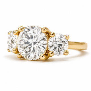 Round Brilliant 3 Stone Ring – Lab Grown Diamond – 14K/18K Gold – 2 Side Stones