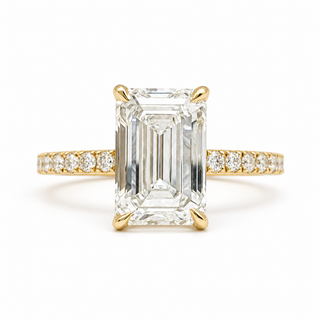 Emerald Cut with Pavé Band – Lab-Grown Diamond – 14K/18K Yellow Gold – 18 Side Stones