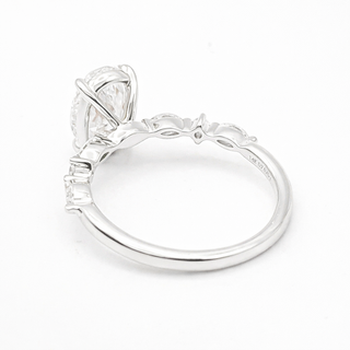 Oval Brilliant with Marquise Band Ring – Lab-Grown Diamond – 14K/18K White Gold – 6 Side Stones