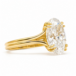 Oval Brilliant Split Band Solitaire Ring – Lab Grown Diamond – 14K/18K Yellow Gold - 1 Side Stone