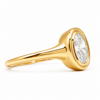 Oval Brilliant Solitaire Ring – Lab Grown Diamond – 14K/18K Gold
