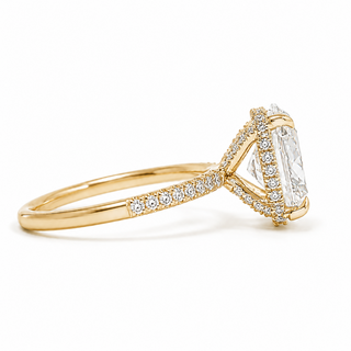 Oval Brilliant Pavé and Hidden Halo Ring – Lab Grown Diamond – 14K/18K Yellow Gold – 52 Side Stones
