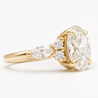 Oval Brilliant with Marquise Band – Lab-Grown Diamond – 14K/18K Yellow Gold – 6 Side Stones
