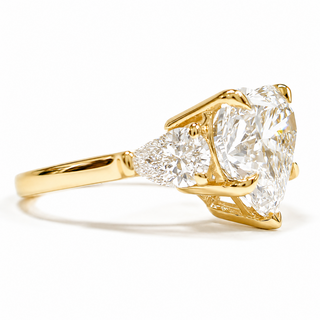 Heart Brilliant 3 Stone Ring – Lab Grown Diamond – 14K/18K Yellow Gold – 2 Side Stones