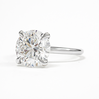 Round Brilliant Solitaire Ring – Lab Grown Diamond – 14K/18K White Gold
