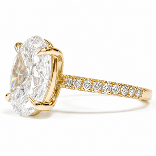 Oval Brilliant Pavé Ring – Lab Grown Diamond – 14K/18K Gold – 18 Side Stones