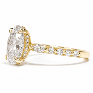 Oval Brilliant with Pavé Marquise Band – Lab-Grown Diamond – 14K/18K Yellow Gold – 30 Side Stones