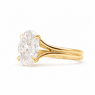 Oval Brilliant Split Band Solitaire Ring – Lab Grown Diamond – 14K/18K Yellow Gold