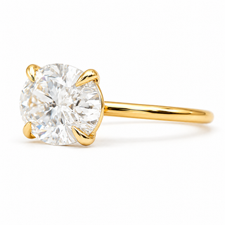 Oval Brilliant Solitaire Ring – Lab Grown Diamond – 14K/18K Yellow Gold