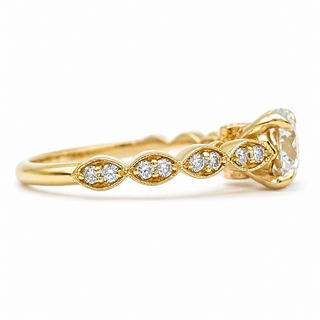 Round Brilliant Pavé Ring – Lab Grown Diamond – 14K/18K Yellow Gold – 18 Side Stones