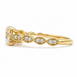 Round Brilliant Pavé Ring – Lab Grown Diamond – 14K/18K Yellow Gold – 18 Side Stones